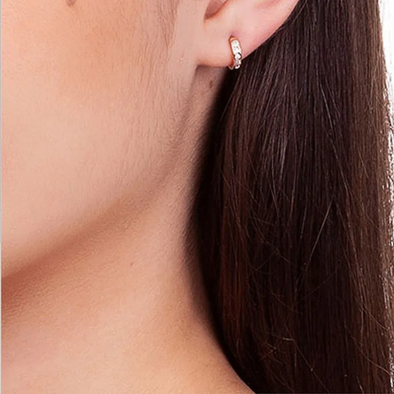 Brinco Rommanel argola com 5 zircônias dourado ou prateado - Cods 523214 ou 120721 - Imagem 5