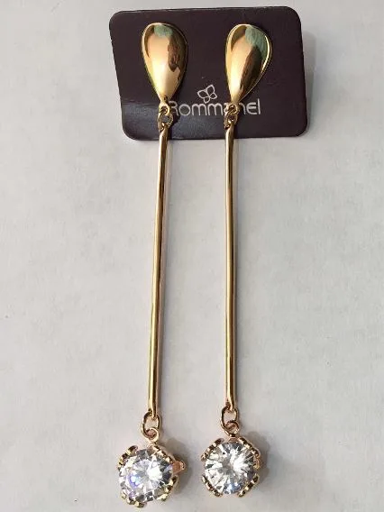 Brinco Rommanel formato palito com base gota com zircônia, 8,5 cm - Cód 525200 - Imagem 4