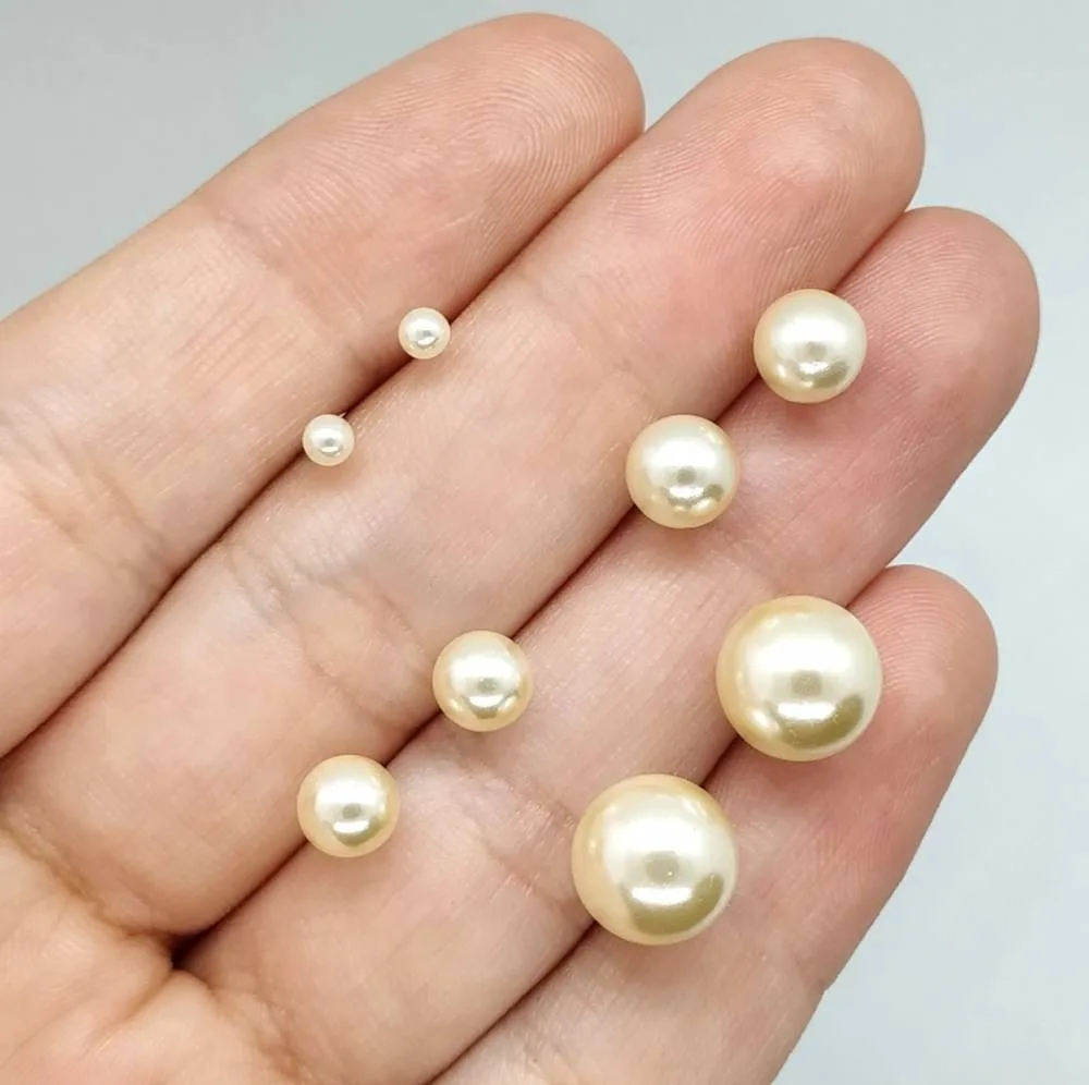 Conjunto Rommanel brincos solitários pérola artificial, 4, 6, 7 e 10 mm diâmetro - Cods 520190-520193-520187-524946